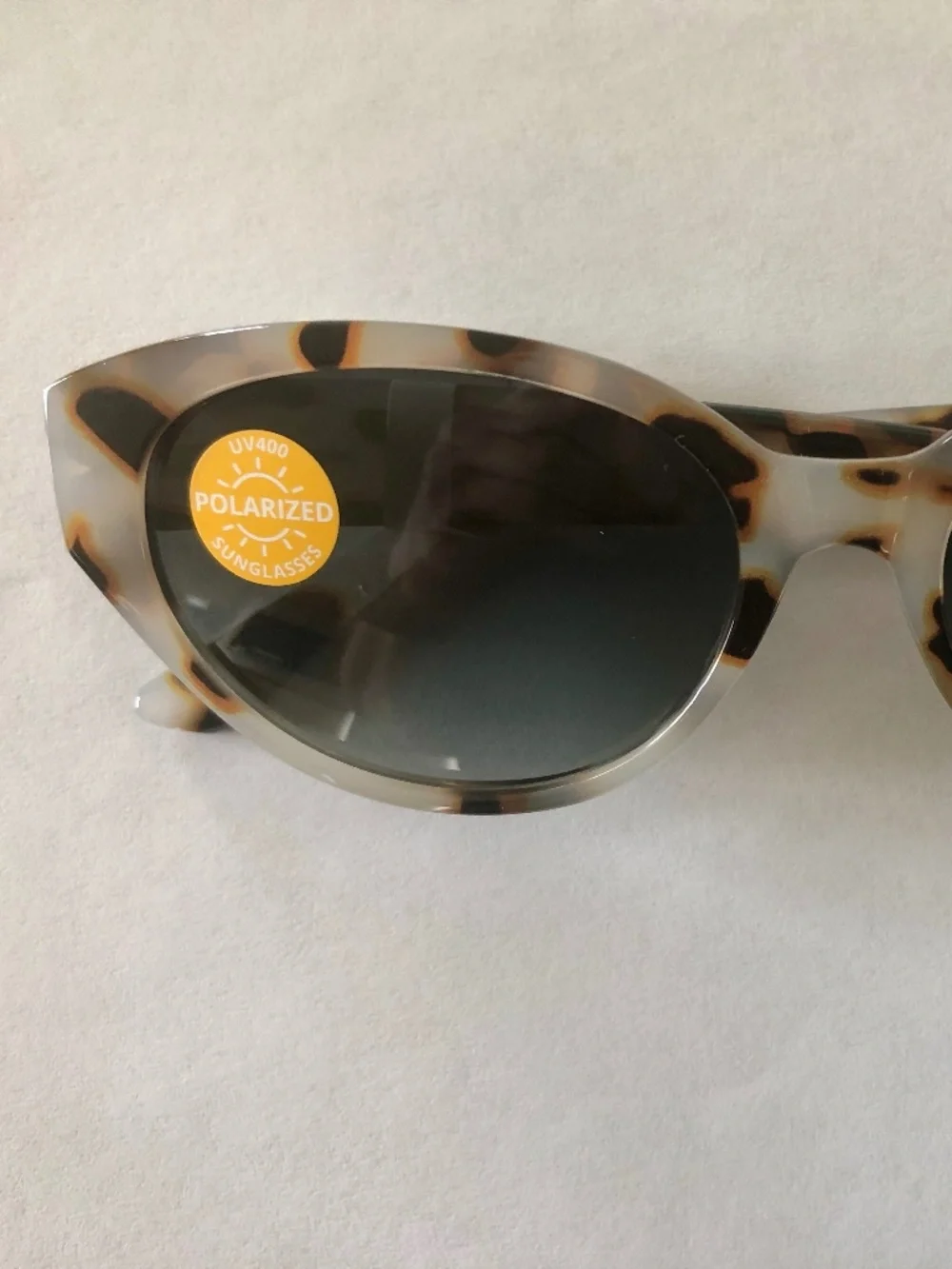 New‎ Peepers Oval Cat-Eye Chai Tortoise UV400 Polarized Sunglasses